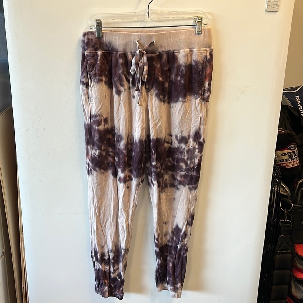 Young fabulous and broke tie-dye lounge pants. Women’s size large - Picture 2 of 4